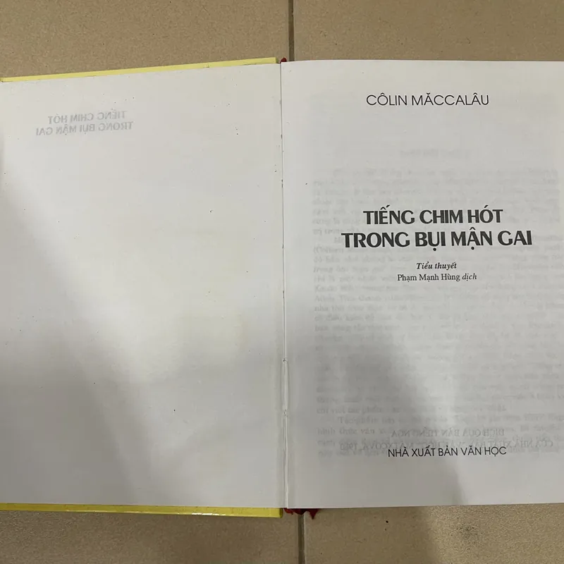 Tiếng Chim Hót Trong Bụi Mận Gai (c43) 722307