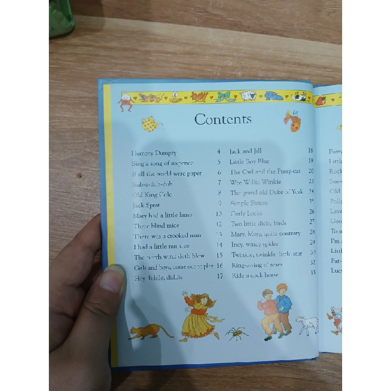 The Usborne Little Book of Nursery Rhymes  Various (Illustrated by Jo Litchfield) 531361