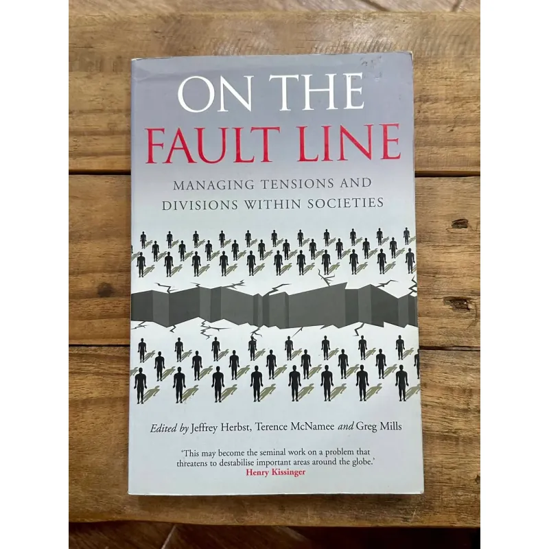 On the Fault Line - Edited by Jeffrey Herbst, Terence McNamee, and Greg Mills 729011