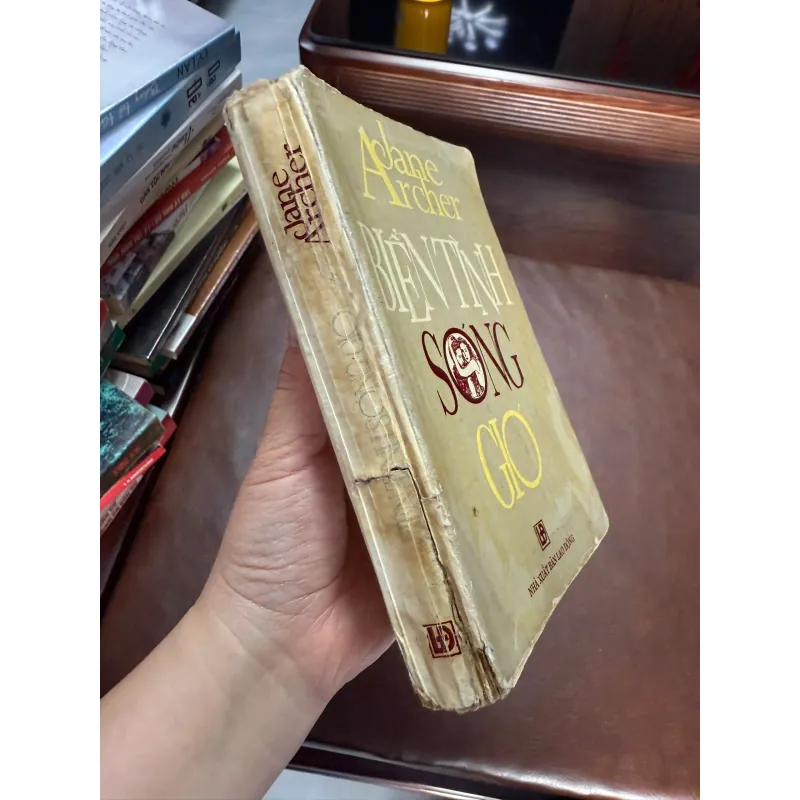 Biển Tình Sóng Gió – Jane Archer | Tiểu Thuyết Tình Cảm Kinh Điển Bản Cũ - k2 990762