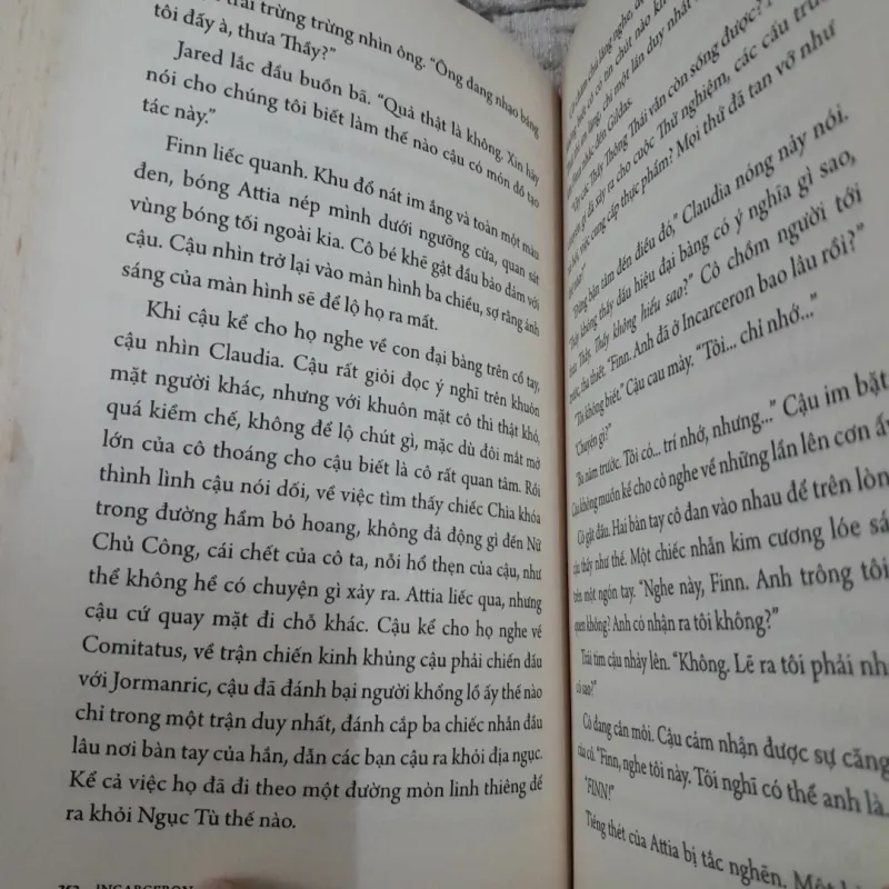 INCARCERON-Tg. CATHERINE FISHER. Thanh Tuyền dịch. Bản năm 2015 758156