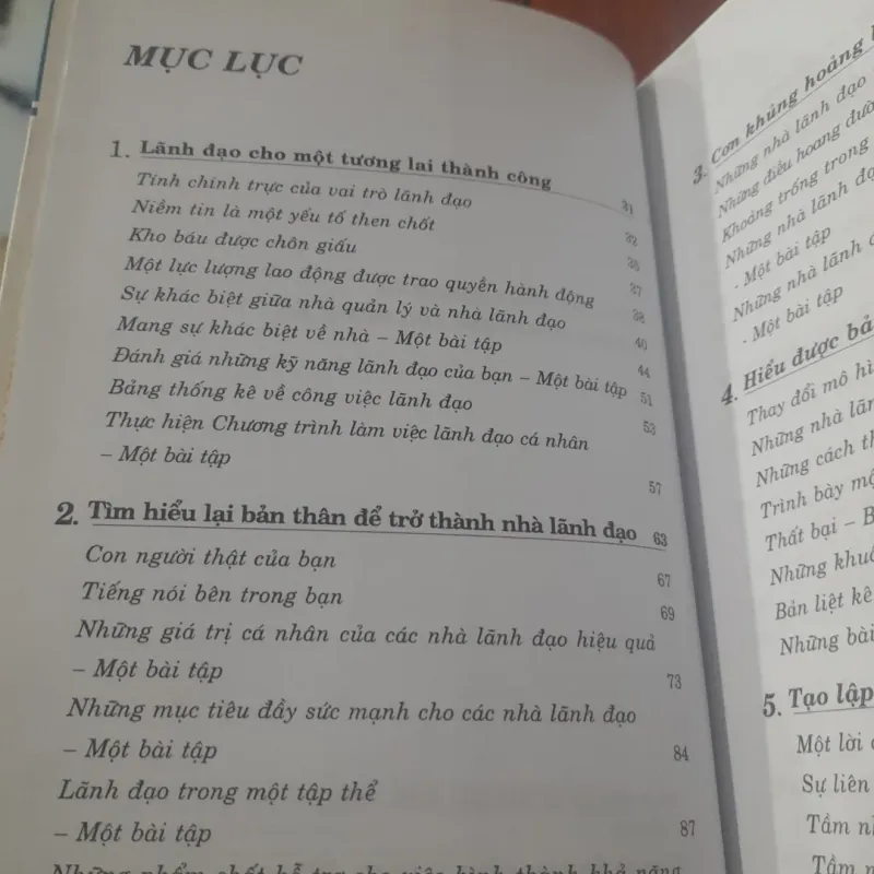 Warren Bennis & Joan Goldsmith - HỌC LÀM LÃNH ĐẠO 747475