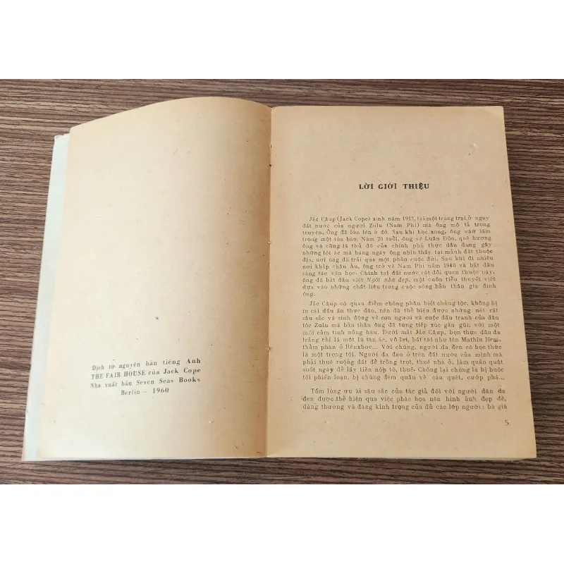 Tác phẩm VH kinh điển Nam Phi: NGÔI NHÀ ĐẸP (Jack Cope) - 551 trang 776213