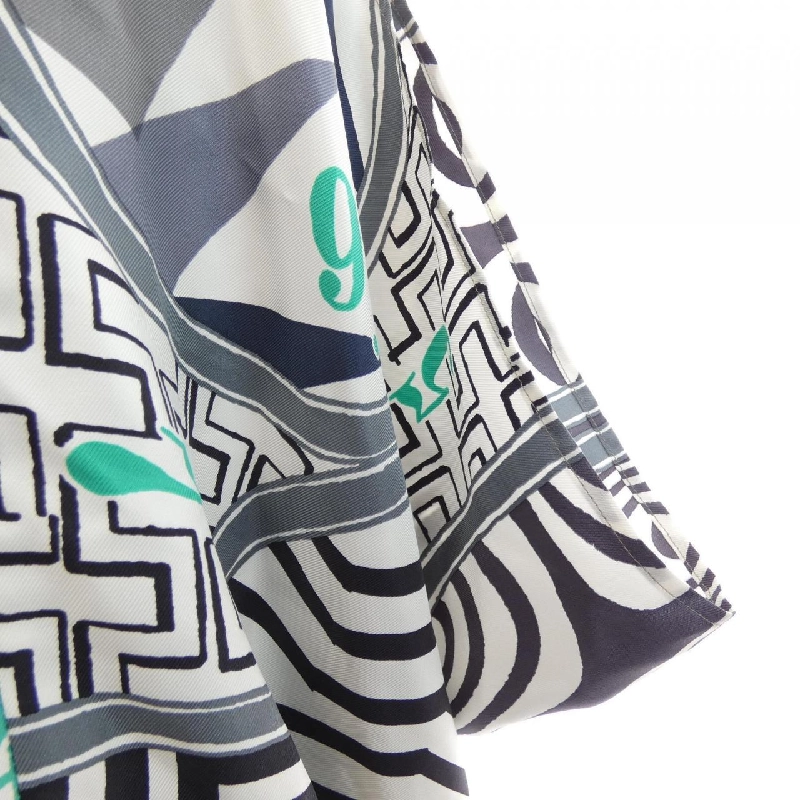 Áo choàng HERMES - Hàng hiệu Chính hãng 823193