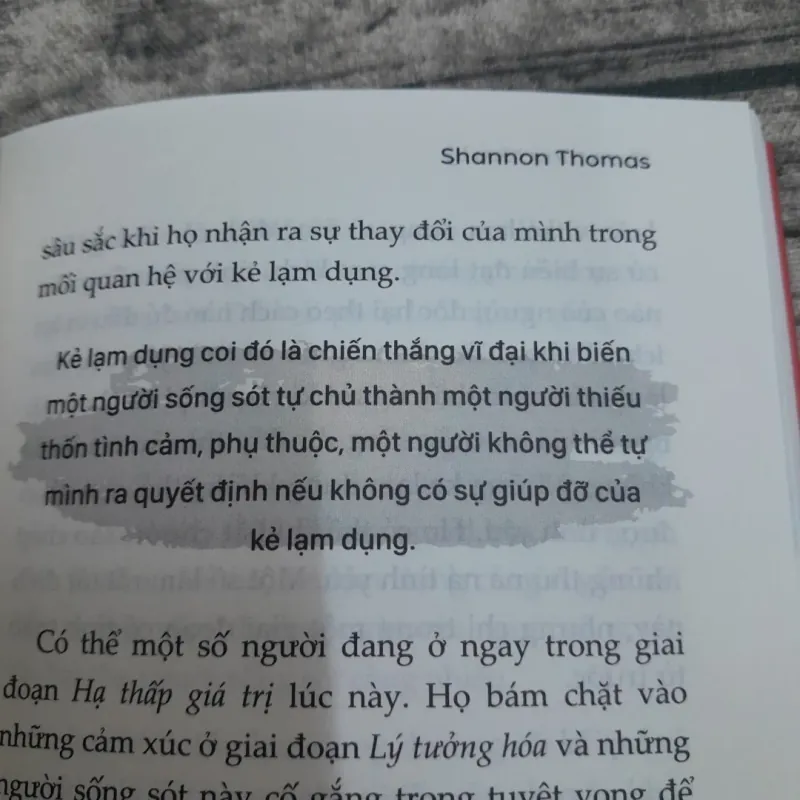 Thao Túng Tâm Lý- Thoái khỏi  quan hệ thao túng và Thức tỉnh. TG Shannon Thomas 747528