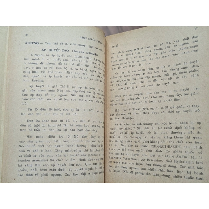 Sách thuốc phòng thân - Châu Giang Phạm Bá Chính & Võ Lang Đinh Phú Vũ (Sách đóng bìa, mất bìa trước) 352776