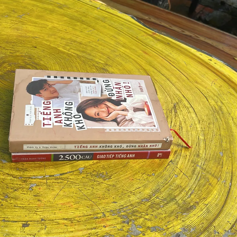 COMBO TIẾNG ANH KHÔNG KHÓ ĐỪNG NHĂN NHÓ & 2500 CÂU GIAO TIẾP TIẾNG ANH 737752