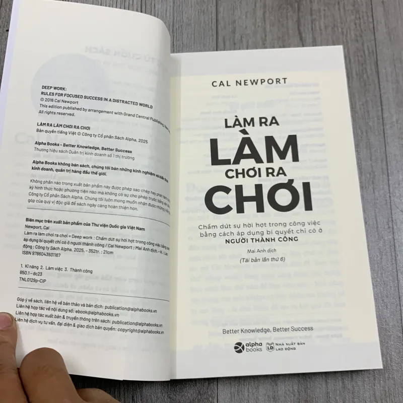 Deep work làm ra làm, chơi ra chơi. 2b4 757062