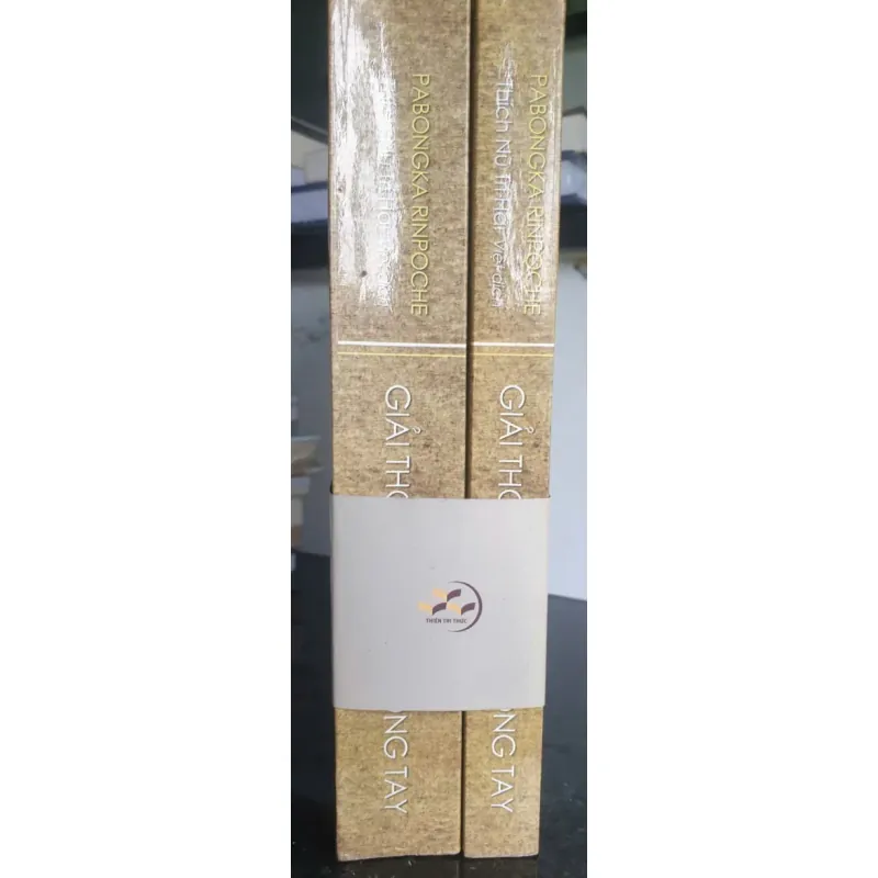 Giải Thoát Trong Lòng Tay - Thích Nữ Trí Hải việt dịch 696856