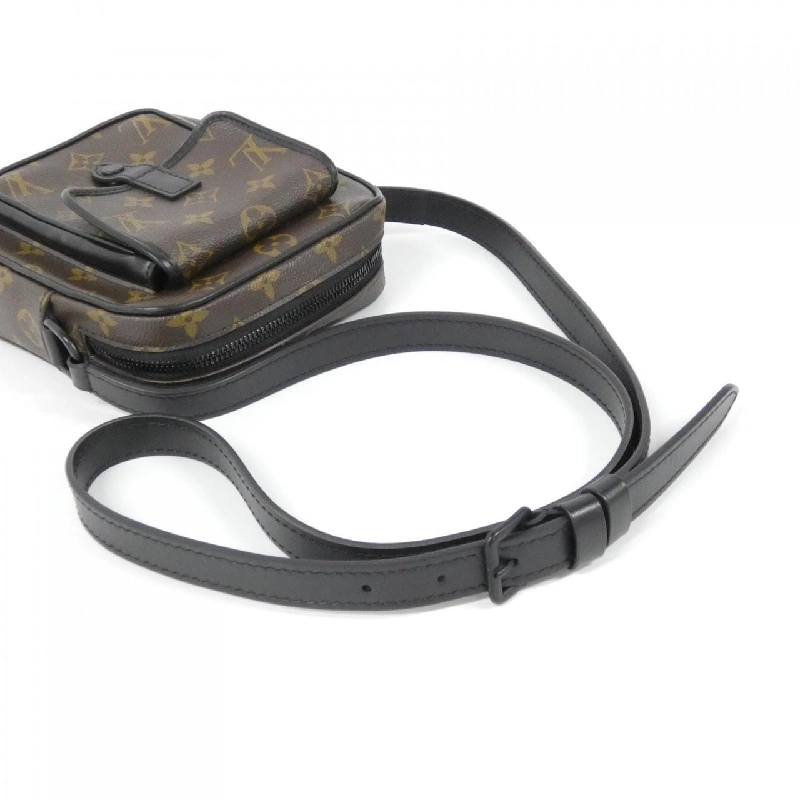 Túi đeo vai Louis Vuitton Monogram Macassar Christopher Wearable Wallet M69404 - Hàng hiệu Chính hãng 803189