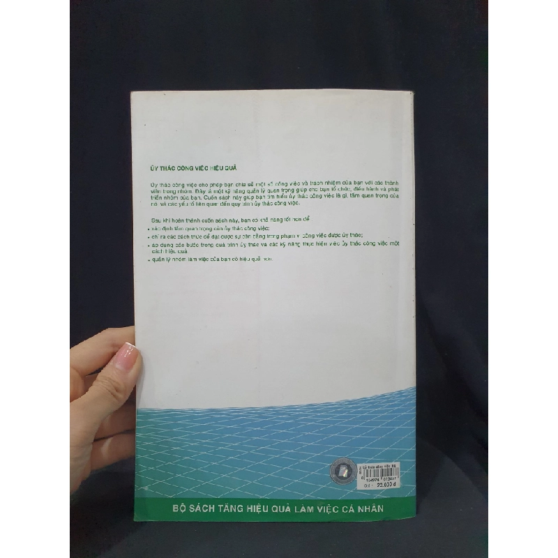 ỦY THÁC CÔNG VIỆC HIỆU QUẢ ĐỪNG ĐỂ CÔNG VIỆC NHẤN CHÌM BẠN MỚI 80% 2004 HSTB.HCM205 BUSINESS EDGE SÁCH QUẢN TRỊ 163534