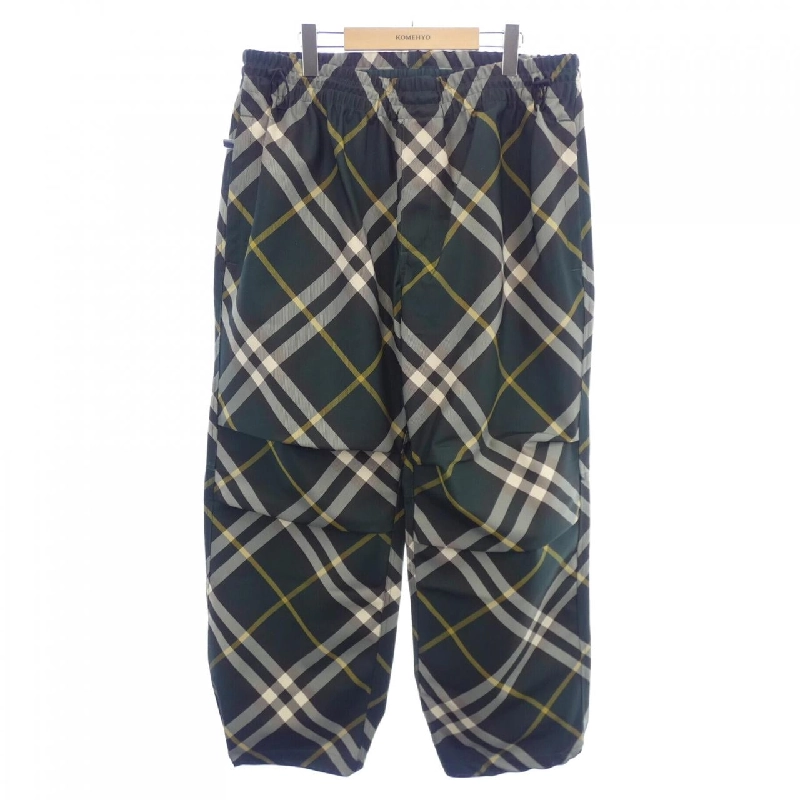 Quần BURBERRY - Hàng hiệu Chính hãng 891246