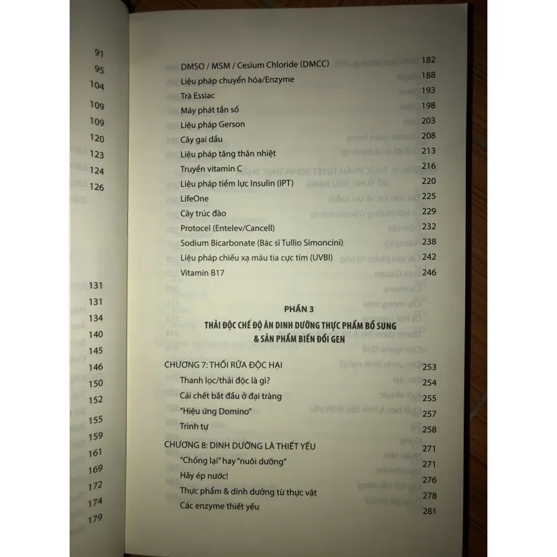 Ung thư - Sự thật, hư cấu, gian lận và những phương pháp chữa lành không độc hại 689682
