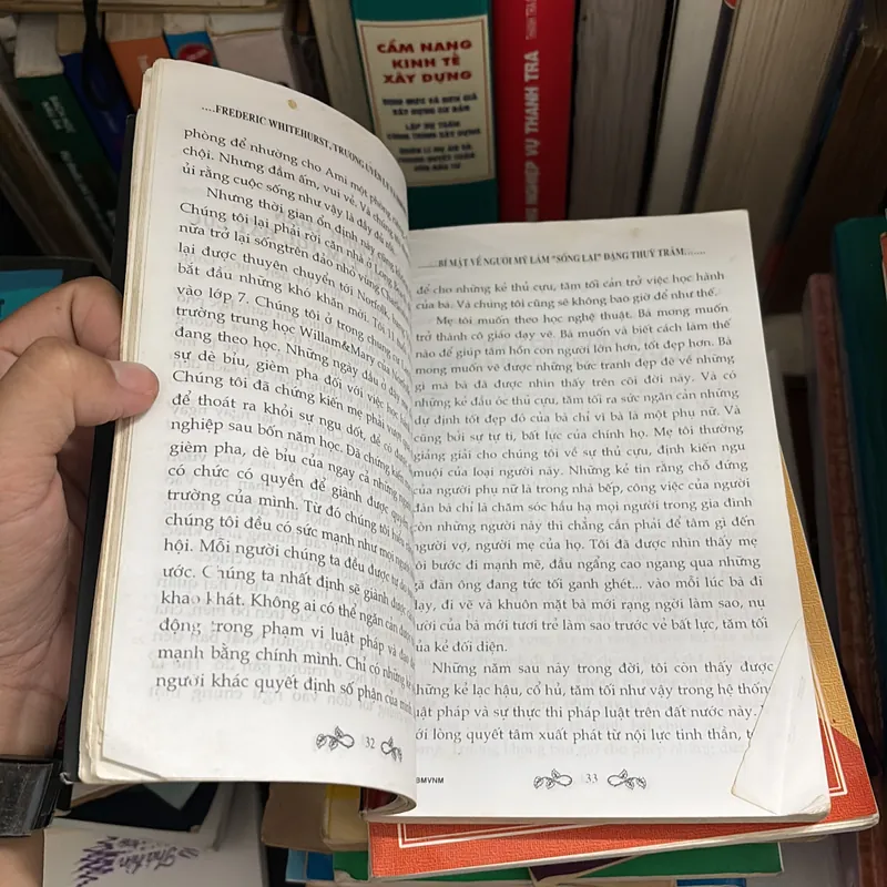 II Bí Mật Cuộc Đời Người Mỹ Làm “Sống Lại” Đặng Thuỳ Trâm - FREDERIC WHITEHURST - 2005 675182
