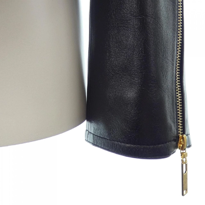 Áo khoác da LOUIS VUITTON 636199