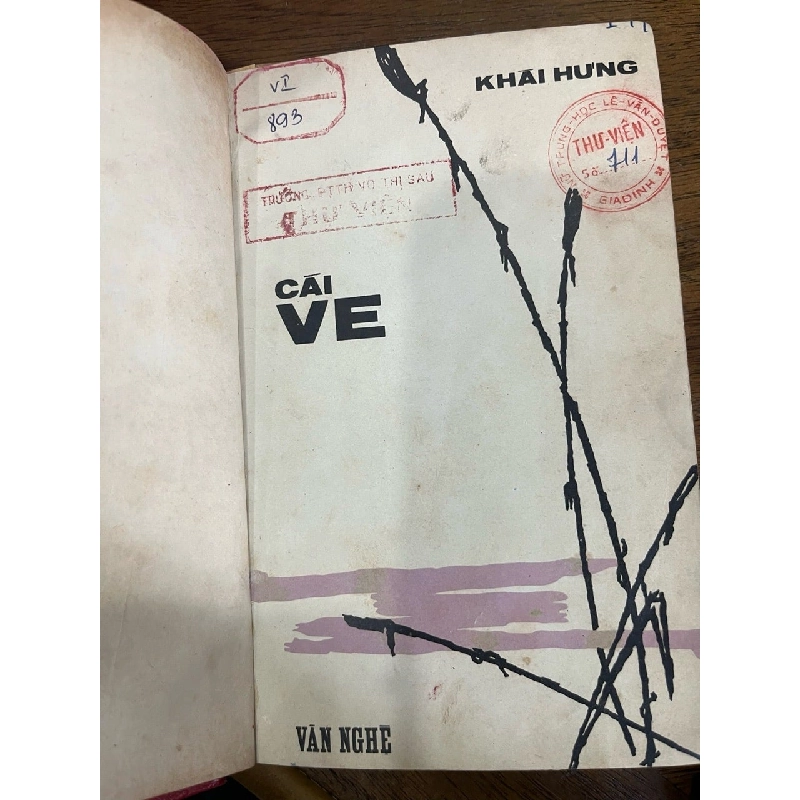 Cái ve - Khái Hưng 1005737