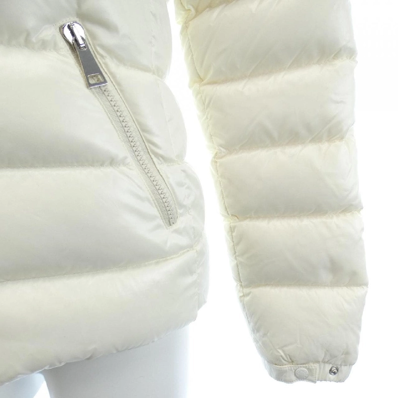 Áo khoác lông vũ MONCLER 640957