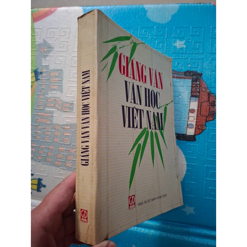 GIẢNG VĂN VĂN HỌC VIỆT NAM 735467
