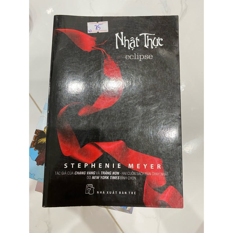 Nhật thực - Stephenie Meyer 139504