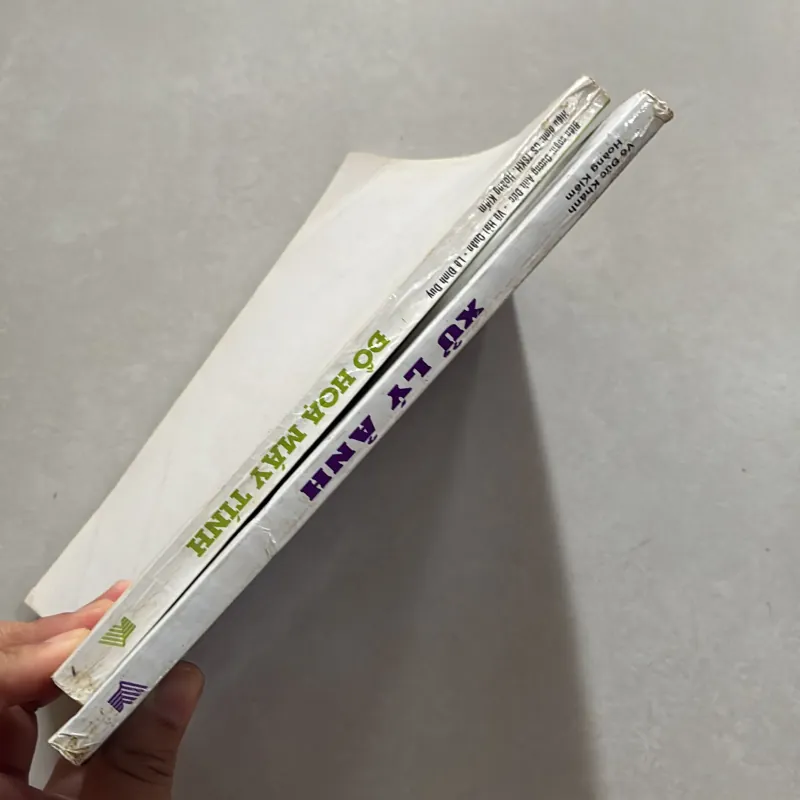 Xử lý ảnh/ Đồ hoạ máy tính (2 cuốn) 750139