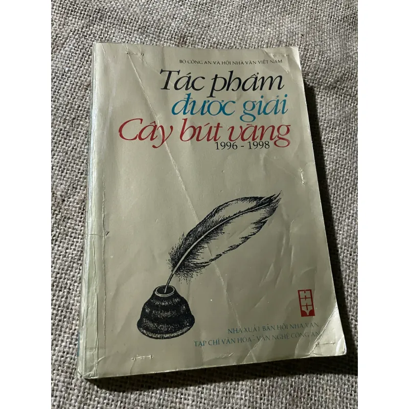 TÁC GIẢ ĐƯỢC GIẢI CÂY BÚT VÀNG 1996-1998 573690