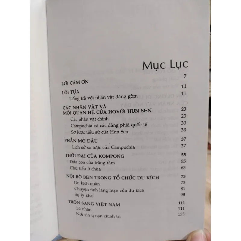 sách: Hun Sen nhân vật xuất chúng của Campuchia - Harish C. Mehta – Julie B.Mehta (A1) 567224