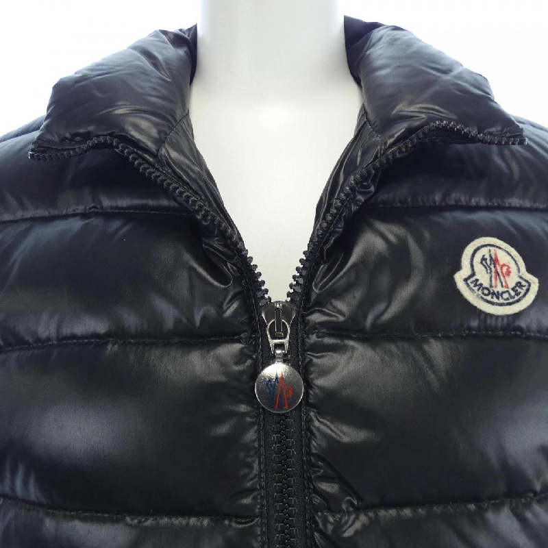 Áo gile MONCLER 643670