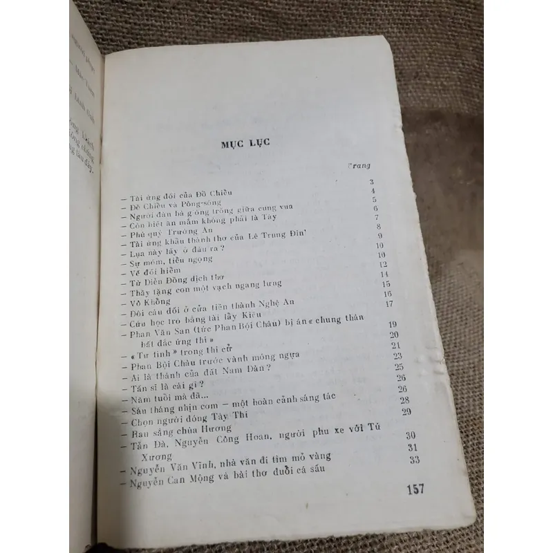 Chuyện làng văn Việt Nam và thế giới  689698