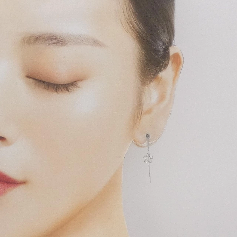 K18WG Bông tai - Hàng hiệu Chính hãng 865900