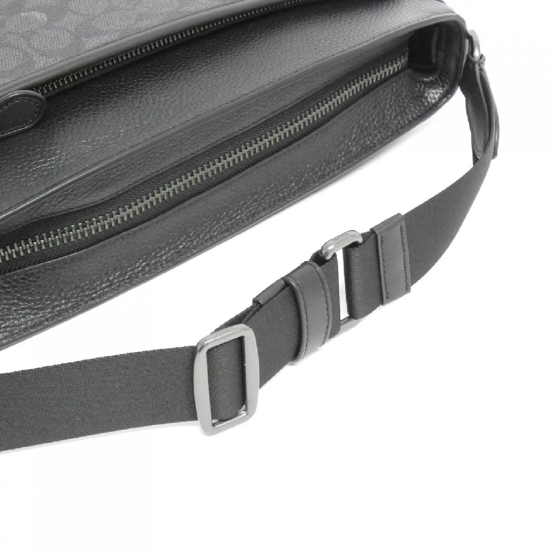 Túi đeo vai Coach CV761 - Hàng hiệu Chính hãng 805832