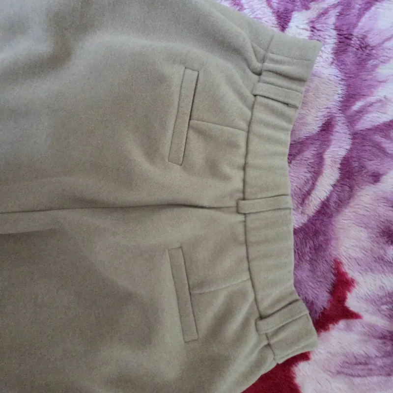 Quần bêggi dạ cạp trun sau ghi vàng hơi sang tông sậm 740031