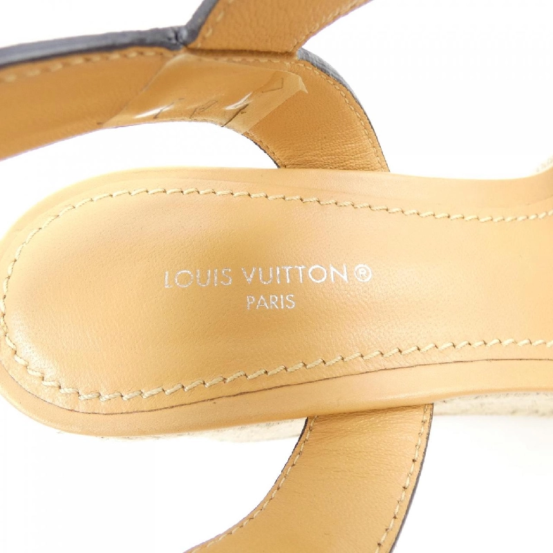 Giày sandal LOUIS VUITTON LV chữ cái, hoa văn monogram 658413