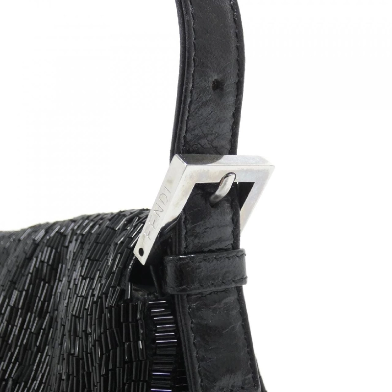 Túi xách vai Fendi Baguette 26424 - Hàng hiệu Chính hãng 802778