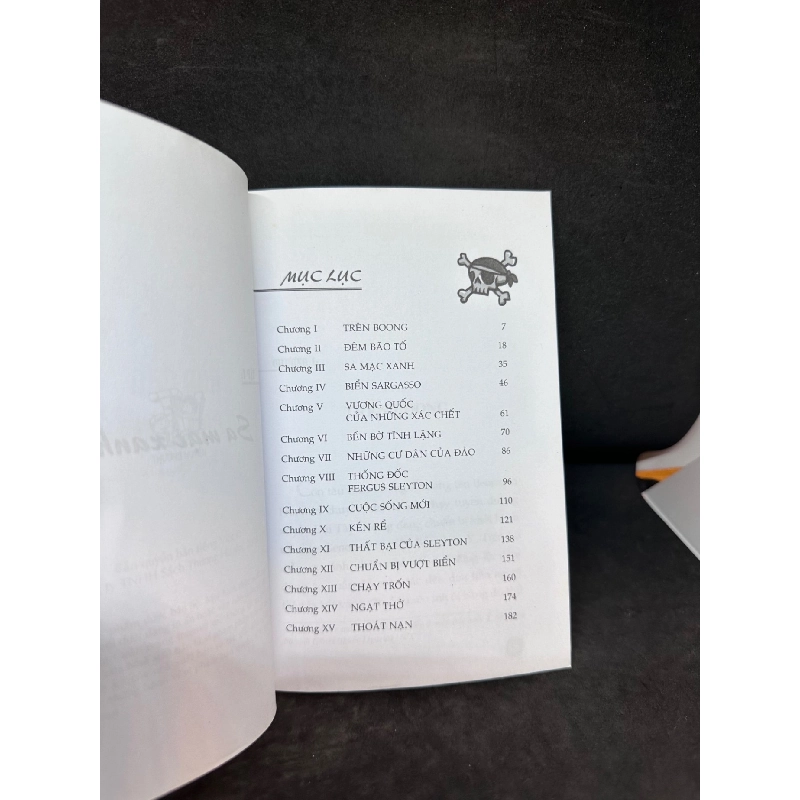 Hòn Đảo Những Con Tàu Tử Nạn, Tập 1, Sa Mạc Xanh. Alexander Belyaev, Mới 80% (Ố Nhẹ), 2008 SBM2407 916567