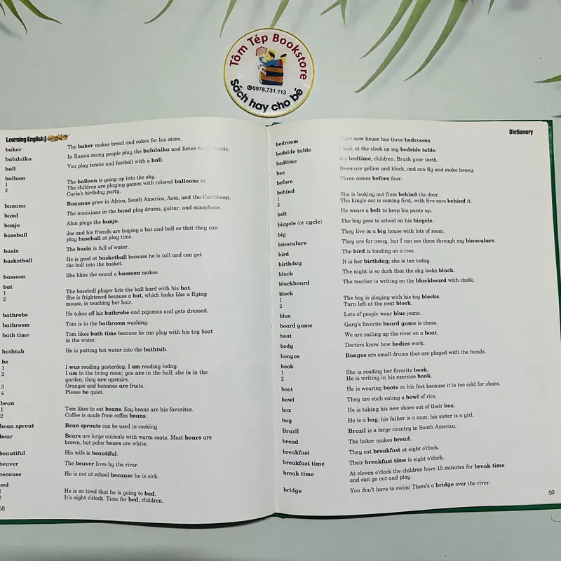 Learning English with OZMO Dictionary từ điển thiếu nhi 690038