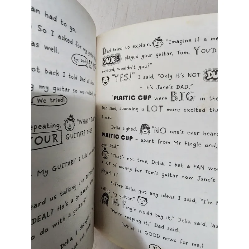 Sách combo 2 quyển Tom Gates 733137