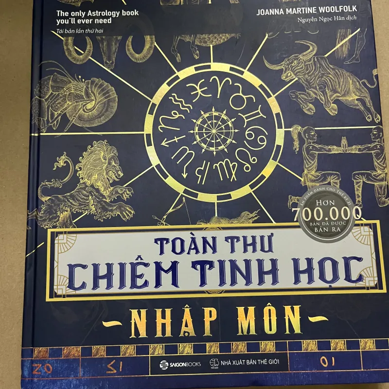 Toàn thư chiêm tinh học nhập môn 977001