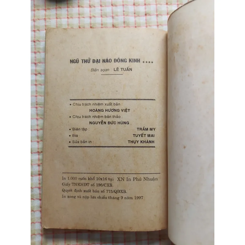 BAO CÔNG KỲ ÁN - NGŨ THỬ ĐẠI NÁO ĐÔNG KINH - Lê Tuấn (Biên soạn) 753186