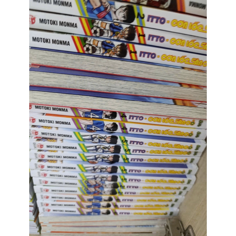 Combo Manga - Itto - Cơn Lốc Sân Cỏ: Tập 1 - 46 + Ngoại Truyện - Part 1 (Bộ 47 Tập) 522419