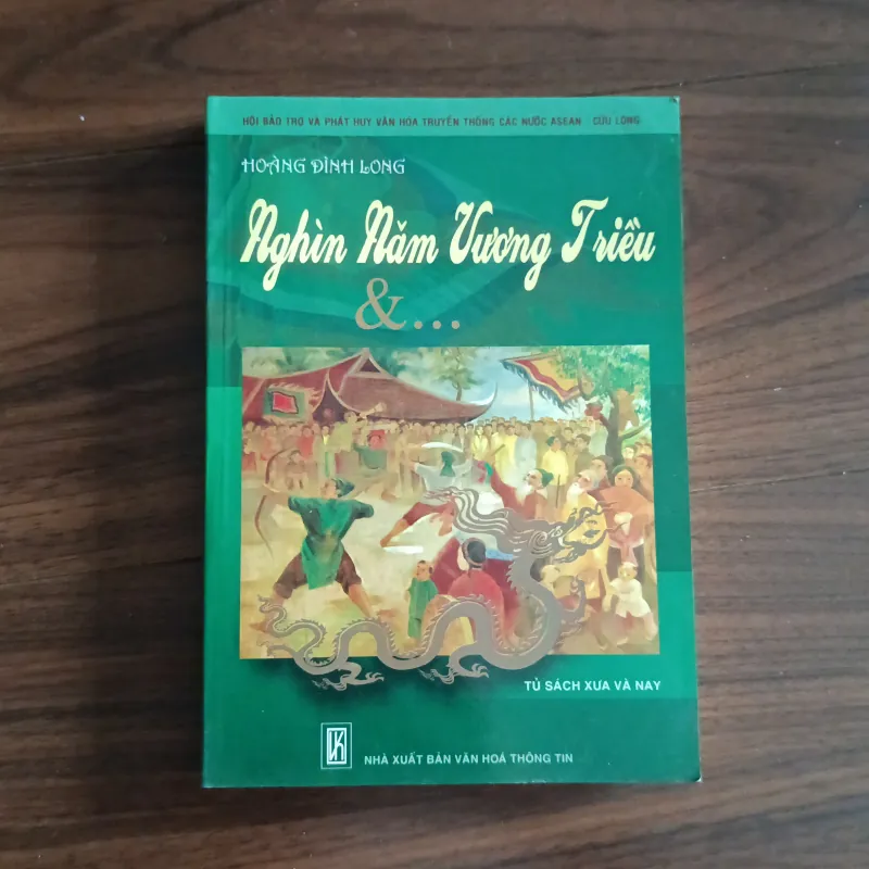 Nghìn năm vương triều - hoàng đình long 778112