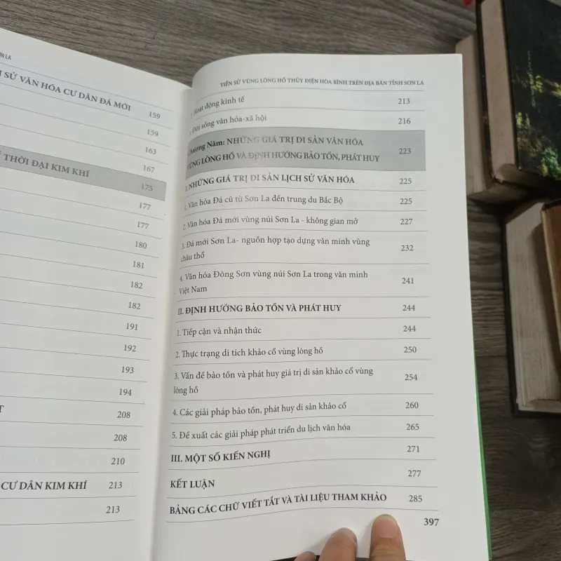 Tiền Sử Vùng Lòng Hồ Thủy Điện Hòa Bình Trên Địa Bàn Tỉnh Sơn La- Nguyễn Khắc Sử  782340