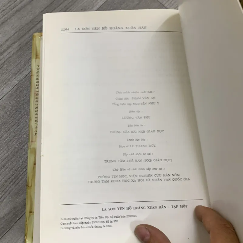 Hoàng xuân hãn - la sơn yên hồ. Bộ 3 tập. 4b4 755371