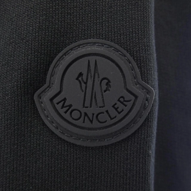 Áo khoác lông vũ MONCLER 638013
