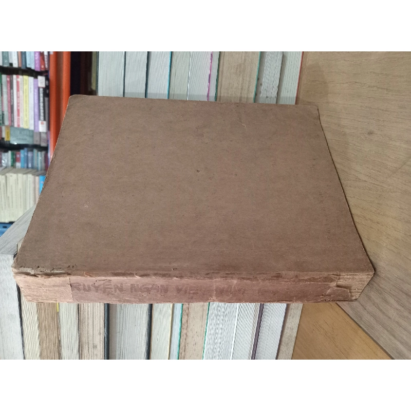 Truyện ngắn Việt Nam 1945-1985 460227