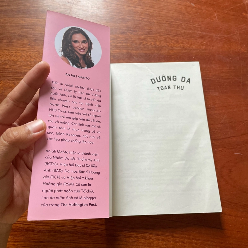 II Sách Làm Đẹp: Dưỡng Da Toàn Thư - ANJALI MAHTO - 2021 494871