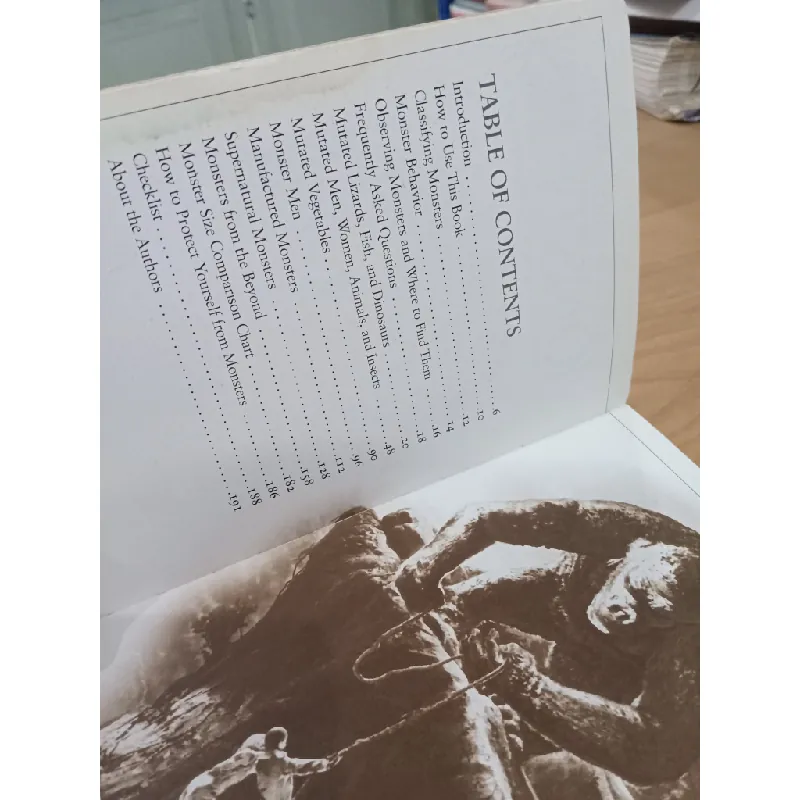 A field guide to monsters - Dave Elliott 570472
