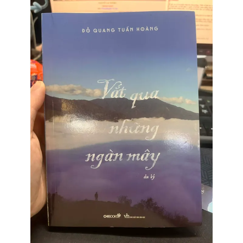 Vắt qua những ngàn mây 787588