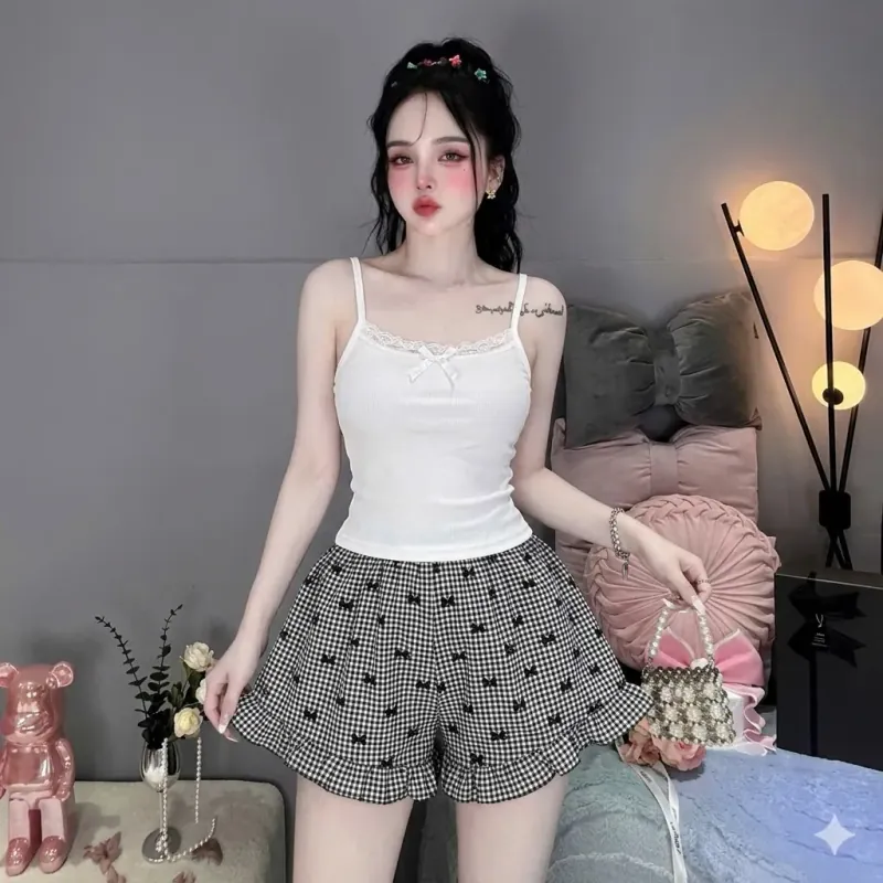 Quần sóc vải nữ thể thao 1009591