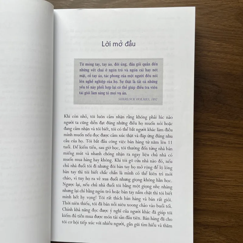 Cuốn sách hoàn hảo về ngôn ngữ cơ thể - Allan & Barbara Pease 970527