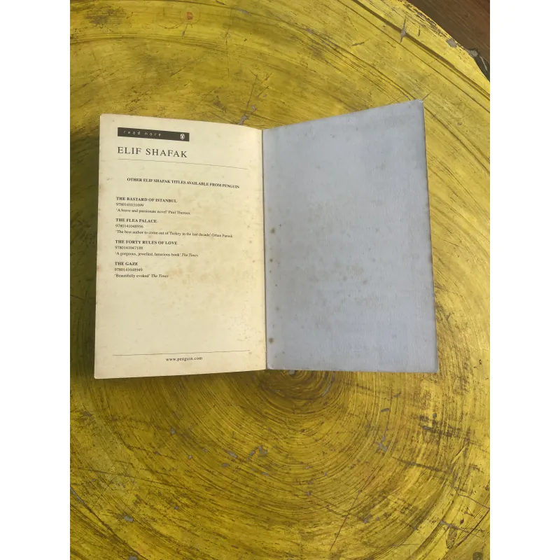 HONOUR - ELIF SHAFAK 798612